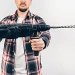 Що таке аккумуляторний перфоратор і чим він відрізняється від звичайного?
