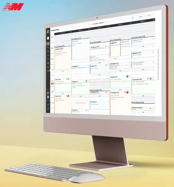 Ефективна робота адміністратора з автоматизацією процесів Задоволений адміністратор стоматології після впровадження CRM